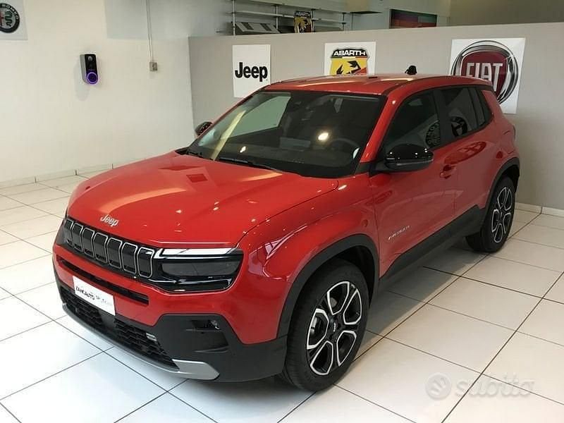 Nuova Jeep Avenger Summit 101 CV (74 kW) 2025 Rosso SUV