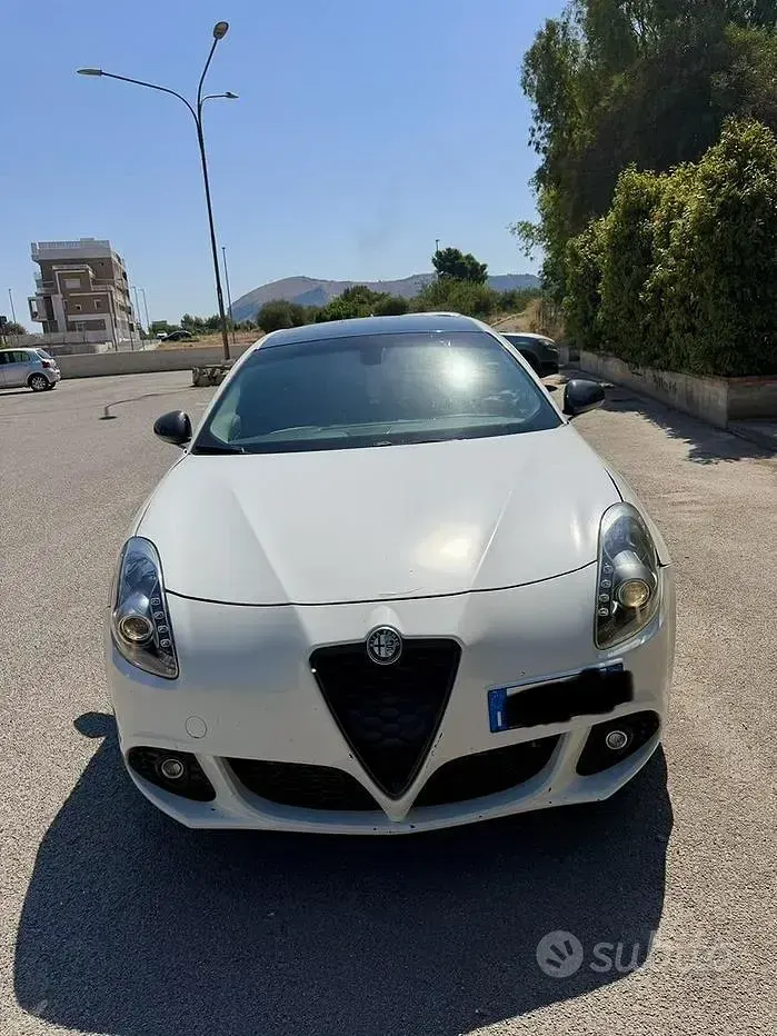 Usata Alfa Romeo Giulietta 140 CV (102 kW) 2013 Utilitaria