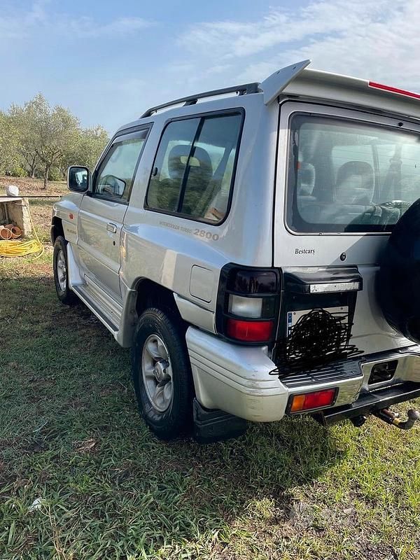 Usata 1998 Mitsubishi Pajero SUV | 9000 € - Immagine 1/4