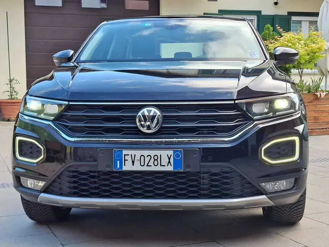 Usata VW T-Roc Advance 150 CV (110 kW) 2019 Nero SUV