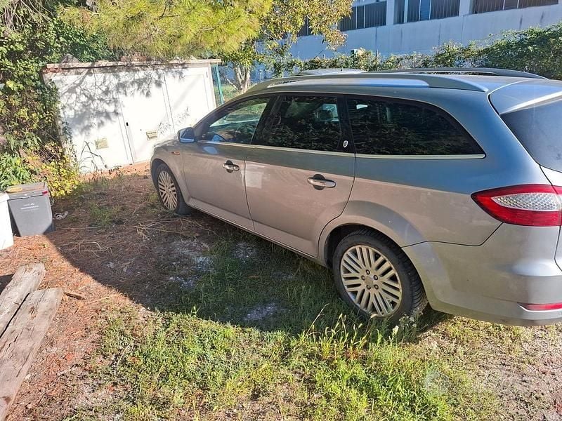 Usata 2010 Ford Mondeo Station wagon | 1000 € (Super prezzo) - Immagine 1/4