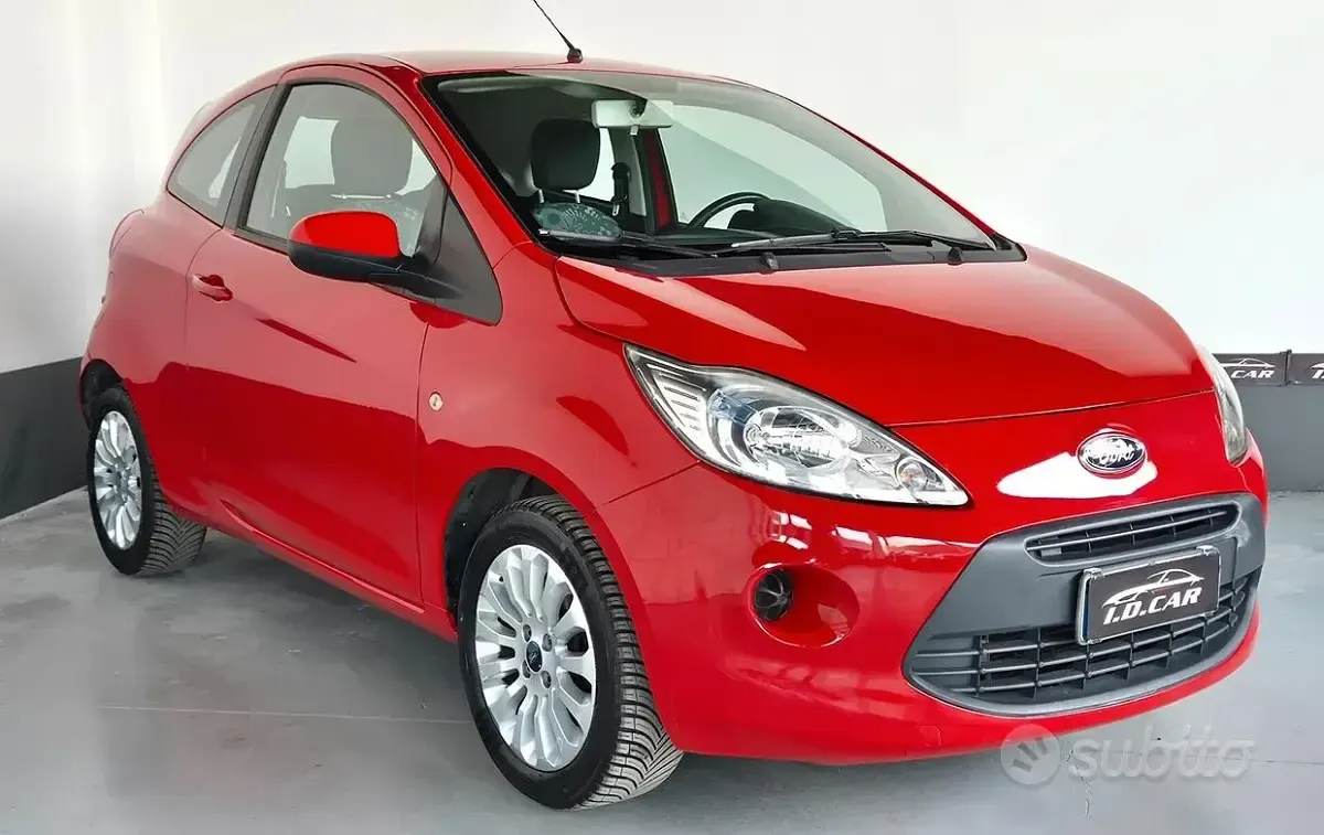 Usata Ford Ka 69 CV (50 kW) 2016 Rosso Utilitaria