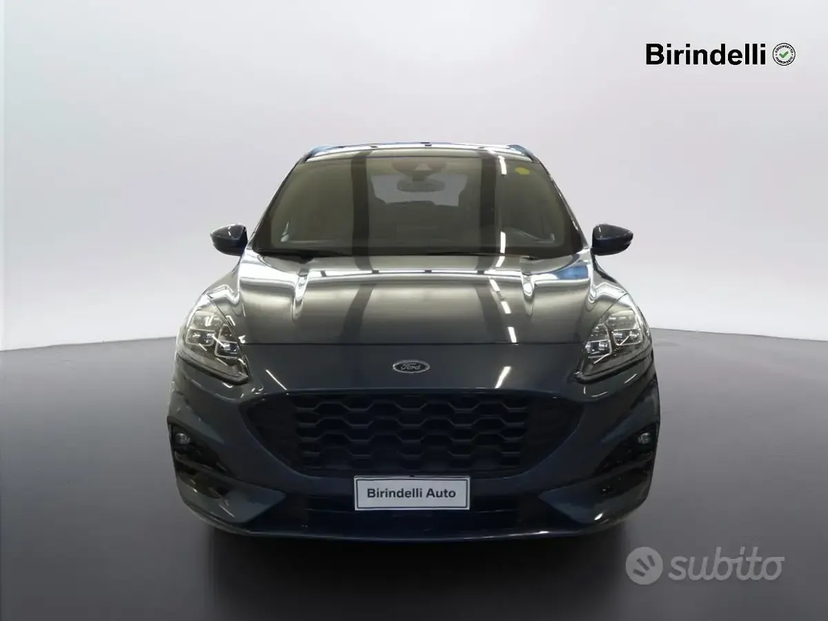 Usata Ford Kuga ST-Line 152 CV (111 kW) 2022 Blu SUV