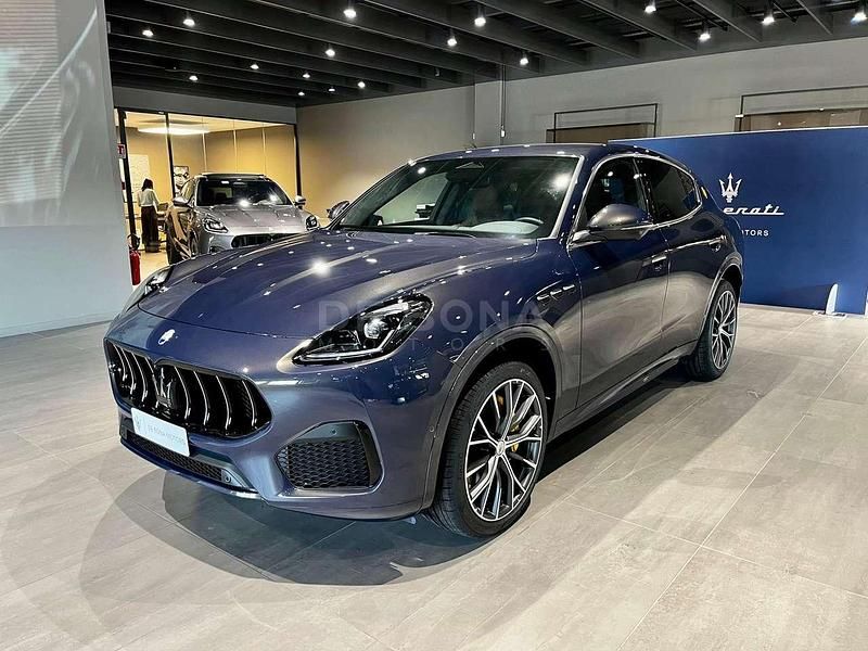 Nuova Maserati Grecale 250 CV (183 kW) 2026 Night interaction SUV