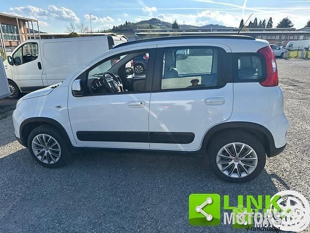 Usata Fiat Panda 4x4 74 CV (54 kW) 2013 Bianco Utilitaria