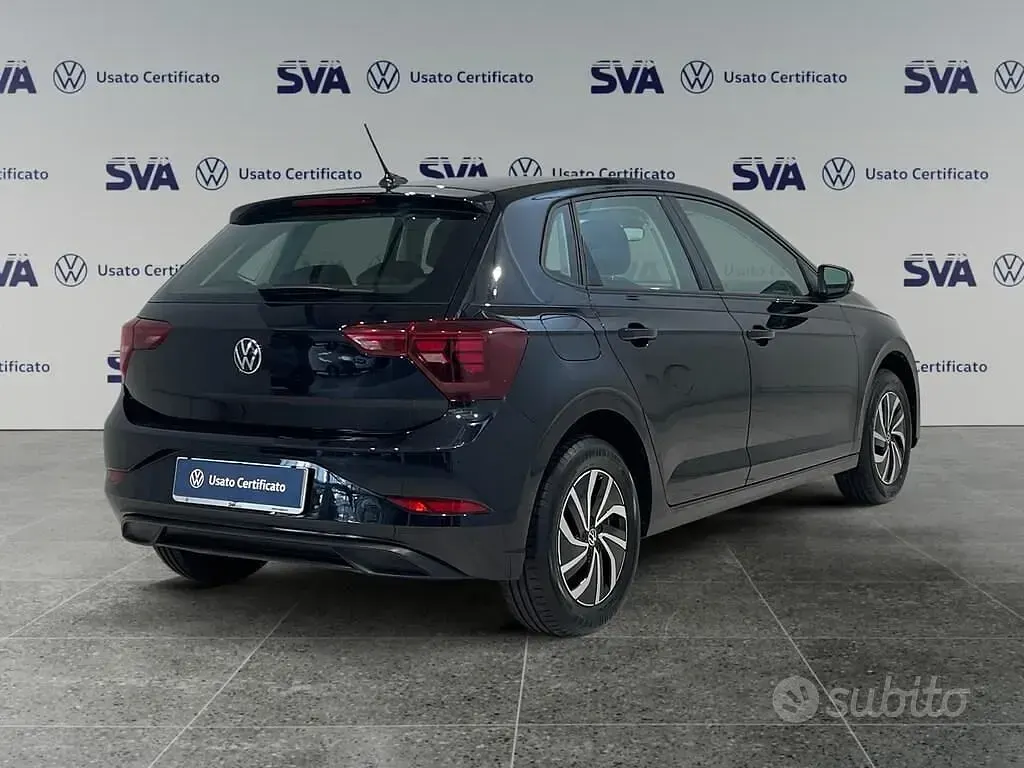Usata VW Polo Life 95 CV (69 kW) 2025 Deep black Utilitaria