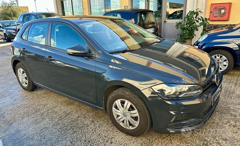 Usata VW Polo Comfortline 65 CV (47 kW) 2019 Grigio Berlina