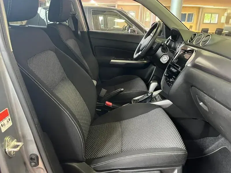 Usata Suzuki Vitara Cool 111 CV (81 kW) 2019 Grigio SUV