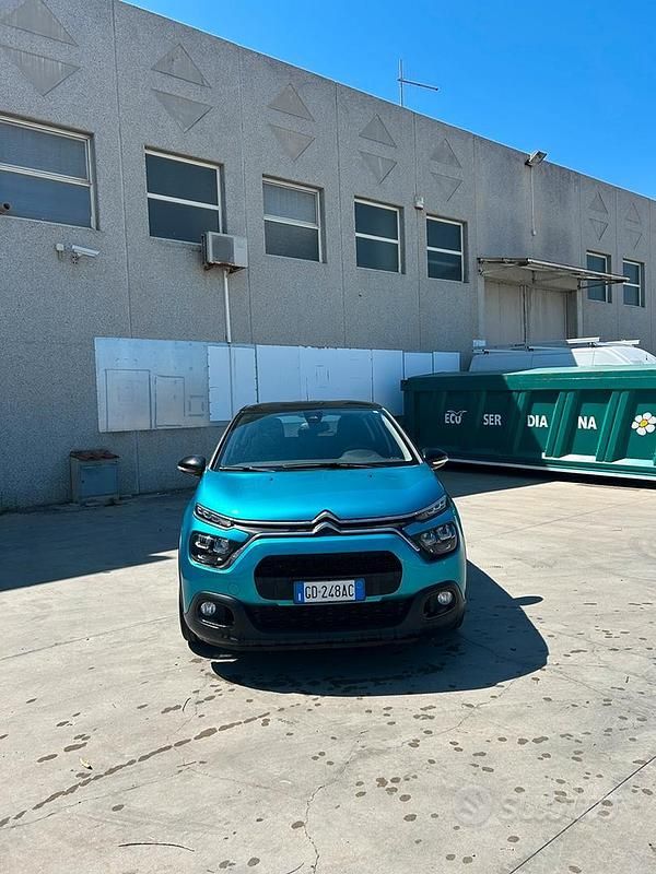Usata 2021 Citroën C3 Shine Due volumi | 14.999 € (Molto cara) - Immagine 1/4