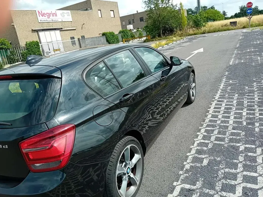 Usata BMW 118 Comfort Edition 143 CV (105 kW) 2013 Nero Utilitaria