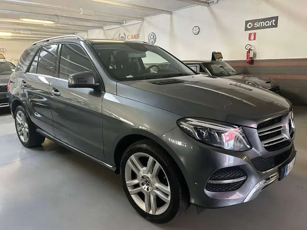 Usata Mercedes GLE250 Executive 204 CV (150 kW) 2019 Grigio SUV