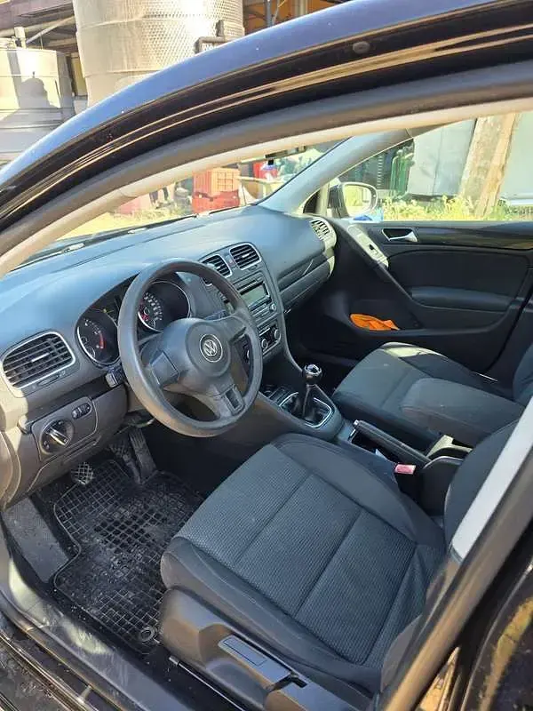 Usata VW Golf VI 75 CV (55 kW) 2010 Nero Utilitaria