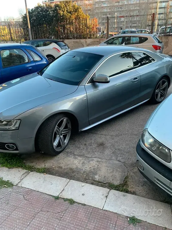 Usata Audi A5 S-Line 177 CV (130 kW) 2011 Grigio Coupé