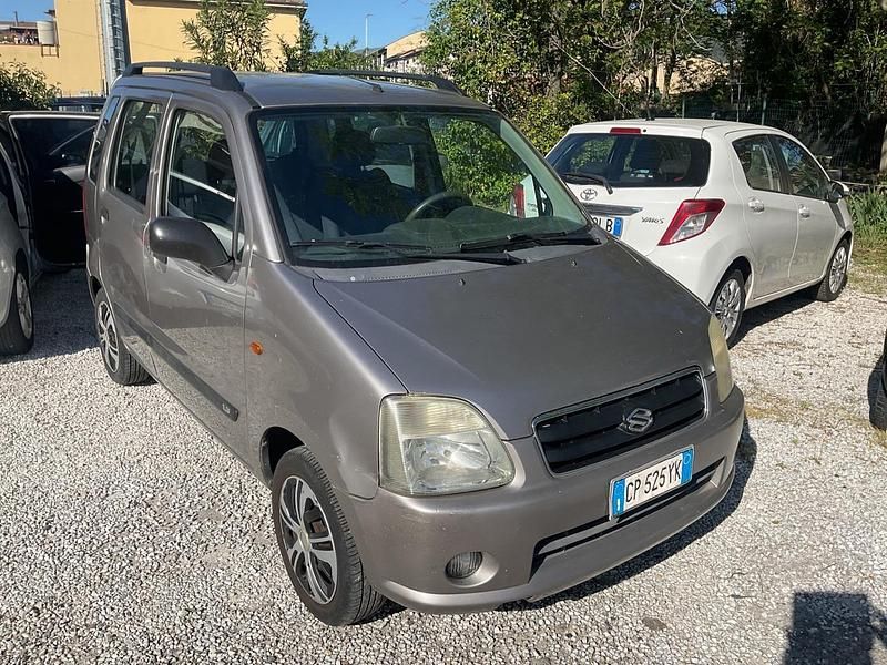 Usata Suzuki Wagon R+ GL 76 CV (55 kW) 2004 Argento Monovolume