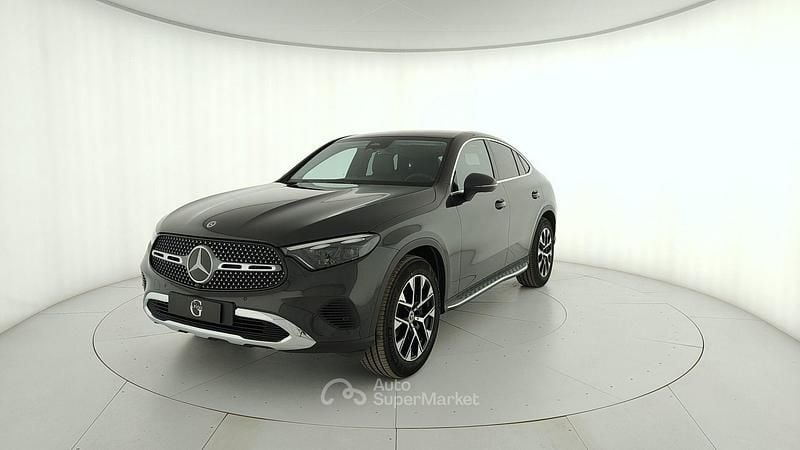 Nuova Mercedes GLC220 197 CV (144 kW) 2026 Gray Coupé