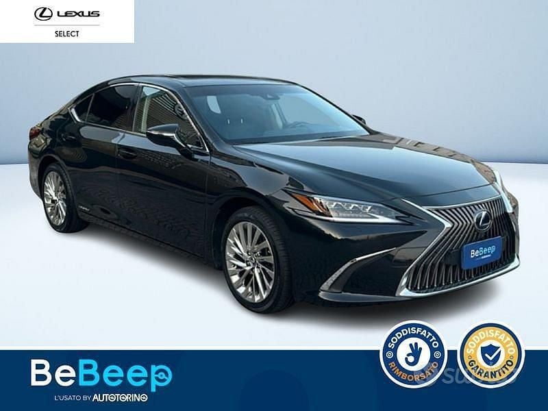 Usata Lexus ES300H Luxury Line 217 CV (159 kW) 2022 Nero metallizzato Berlina