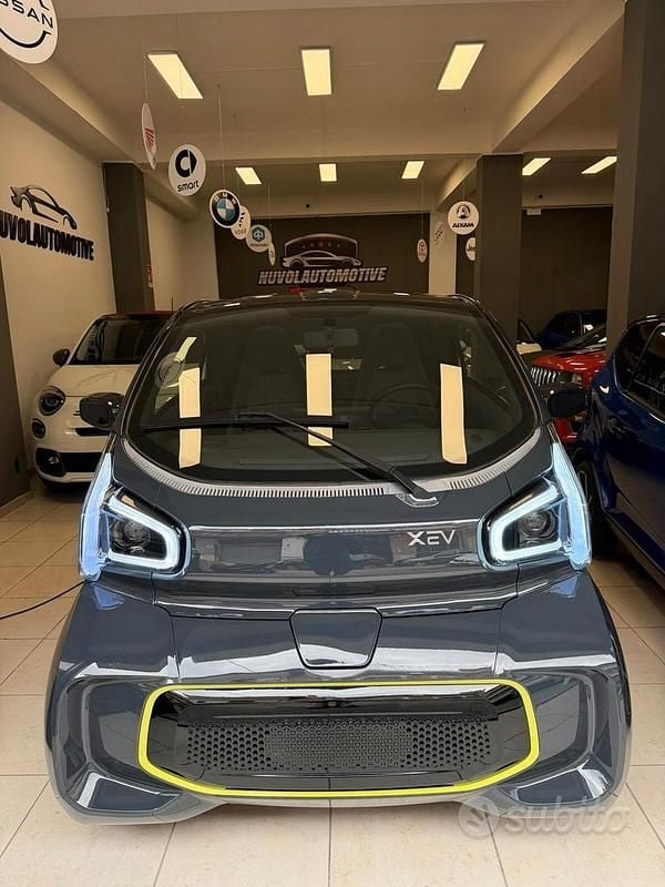 Usata XEV Yoyo 2024 Grigio Utilitaria