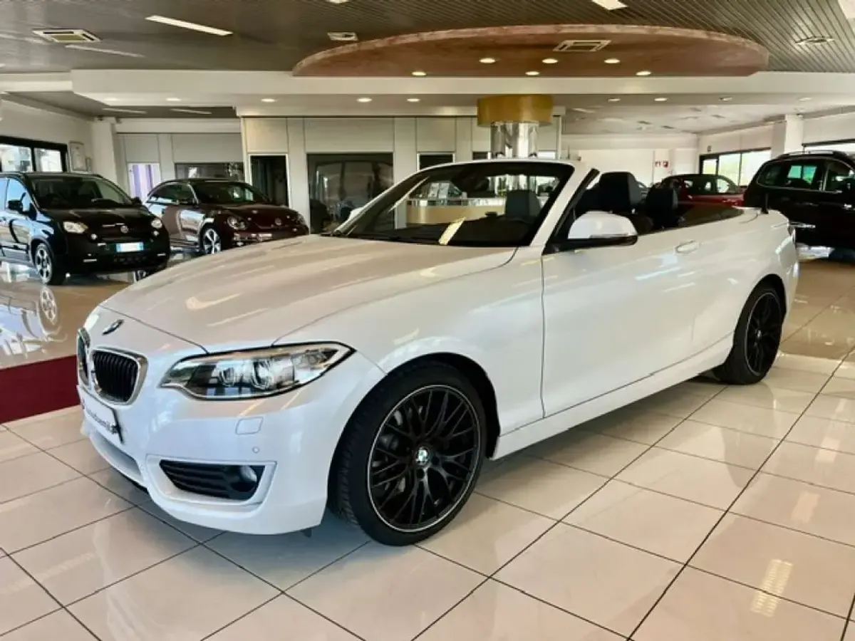 Usata BMW 220 Advantage 184 CV (135 kW) 2016 Bianco Cabrio
