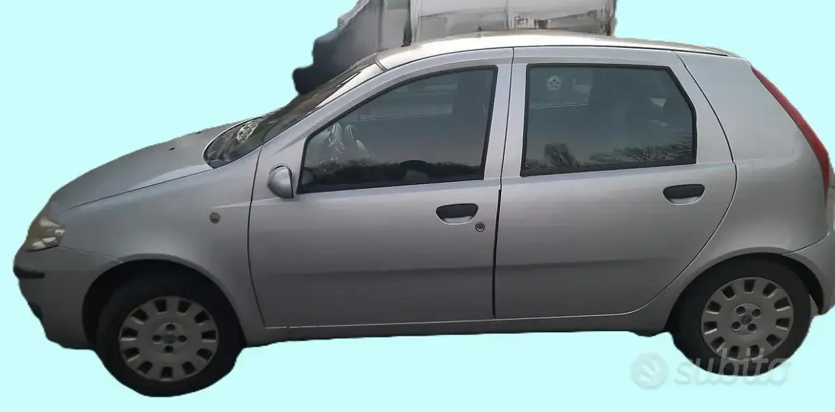 Usata Fiat Punto 95 CV (69 kW) 2007 Grigio Utilitaria