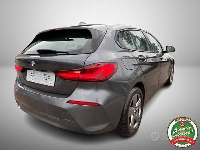 Usata BMW 116 Advantage 116 CV (85 kW) 2021 Grigio Utilitaria