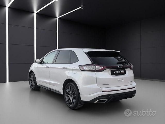 Usata Ford Edge Sport 210 CV (154 kW) 2017 Bianco(met.) SUV