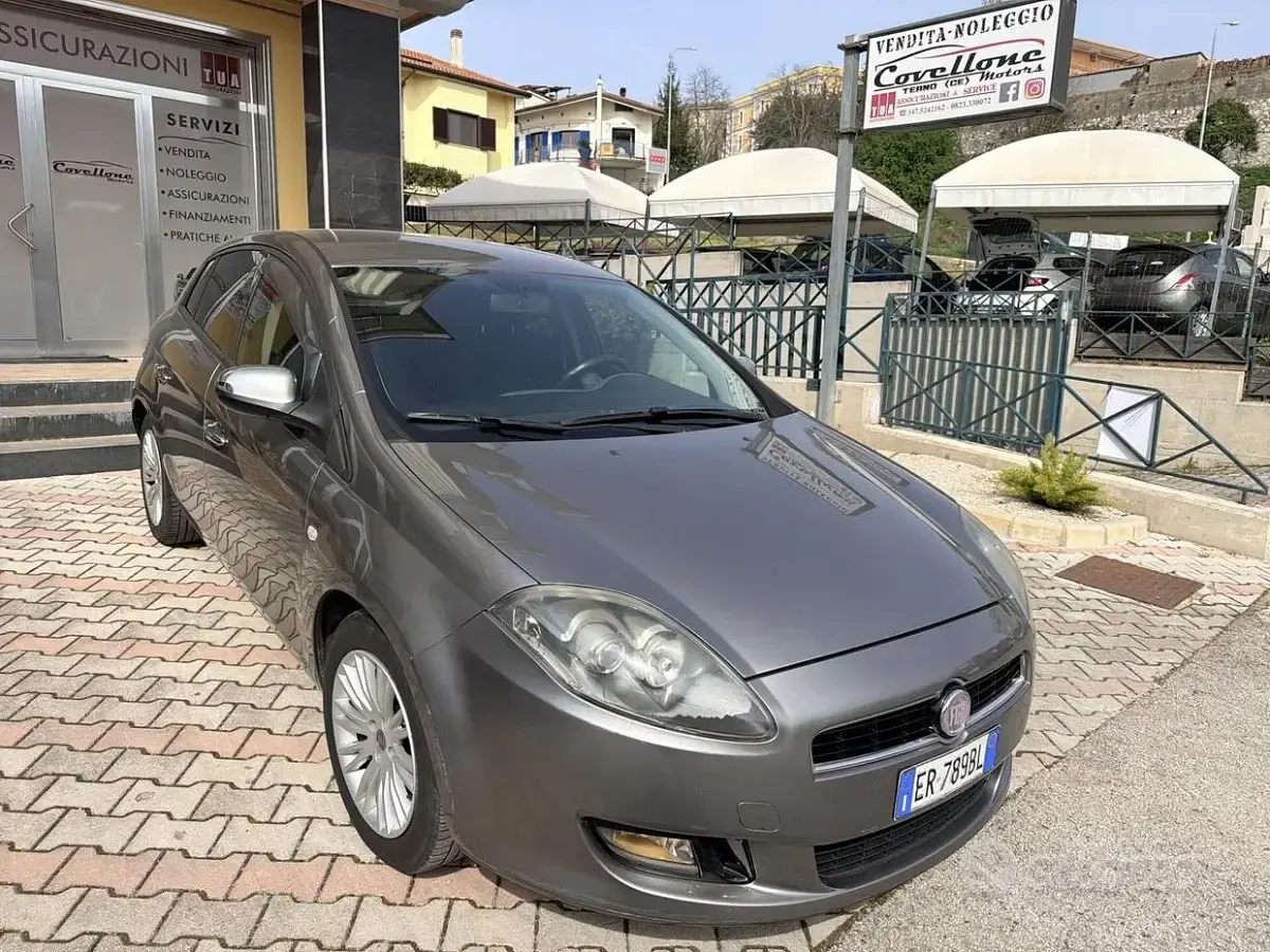 Usata Fiat Bravo Easy 90 CV (66 kW) 2013 Grigio Utilitaria