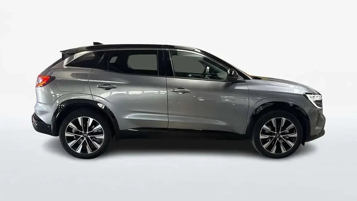 Usata Renault Austral Techno 199 CV (146 kW) 2023 Grigio SUV