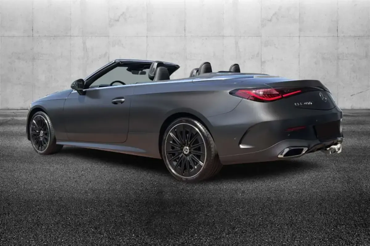Usata Mercedes CLE450 AMG Line Premium 381 CV (280 kW) 2024 Grigio Cabrio