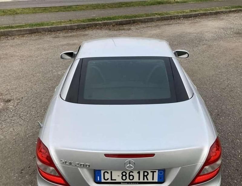 Usata Mercedes SLK200 163 CV (119 kW) 2004 Argento Cabrio