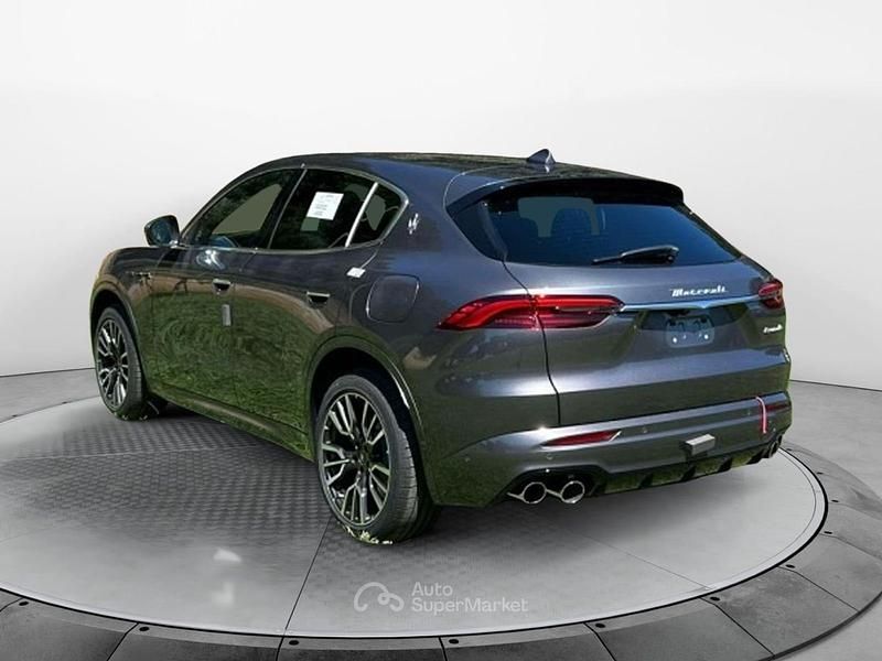 Nuova Maserati Grecale 250 CV (183 kW) 2025 Grigio SUV