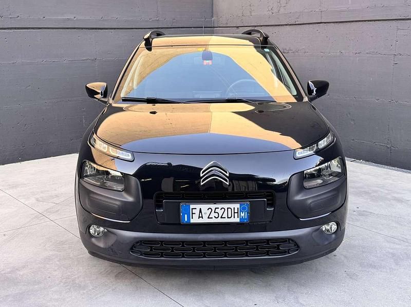 Usata Citroën C4 Shine 92 CV (67 kW) 2015 Nero SUV