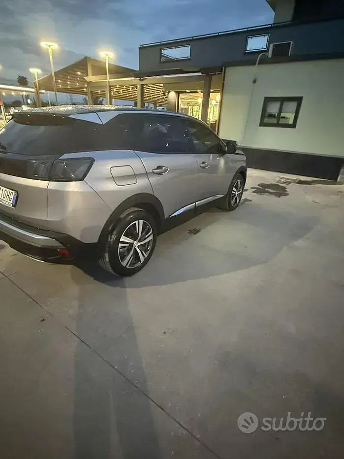 Usata Peugeot 3008 Allure 131 CV (96 kW) 2022 Grigio SUV