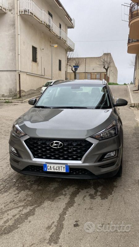 Grigio Usata 2020 Hyundai Tucson SUV | 15.000 € (Ottimo prezzo) - Immagine 1/4