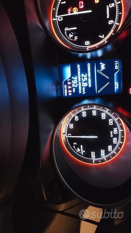 Usata Suzuki Swift 83 CV (61 kW) 2021 Grigio Utilitaria