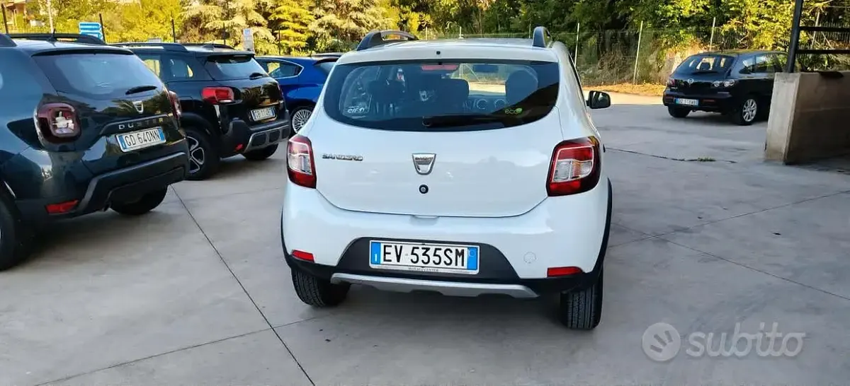 Usata Dacia Sandero Stepway 90 CV (66 kW) 2014 Bianco Berlina