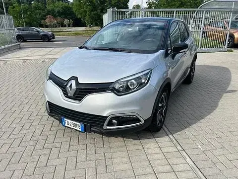 Usata Renault Captur Intens 90 CV (66 kW) 2015 SUV