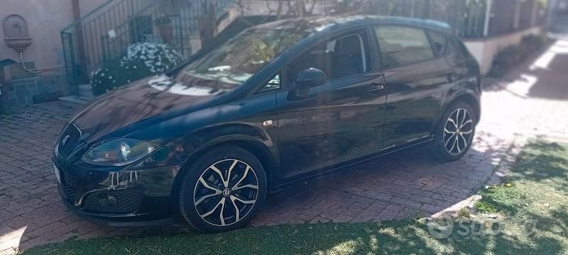 Usata Seat Leon 2011 Nero Utilitaria