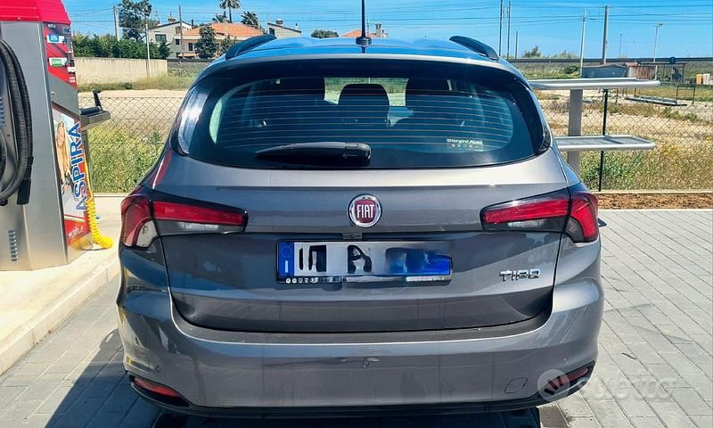 Usata Fiat Tipo 120 CV (88 kW) 2020 Grigio Station wagon