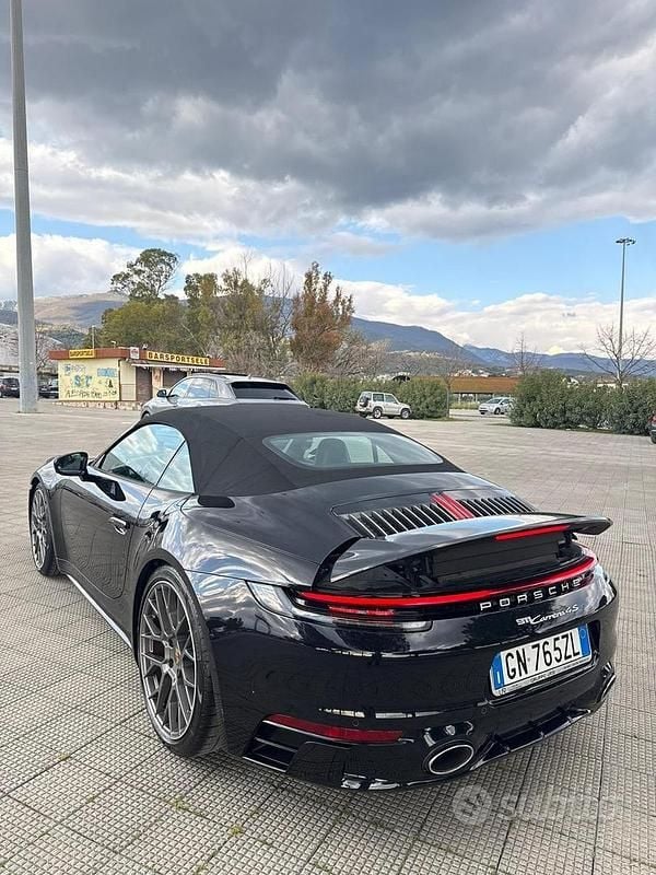 Usata Porsche 911 Carrera 4S Cabriolet 450 CV (330 kW) 2021 Nero Cabrio