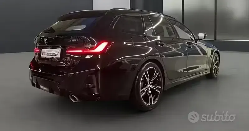 Usata BMW 318 M Sport 156 CV (114 kW) 2025 Nero Station wagon