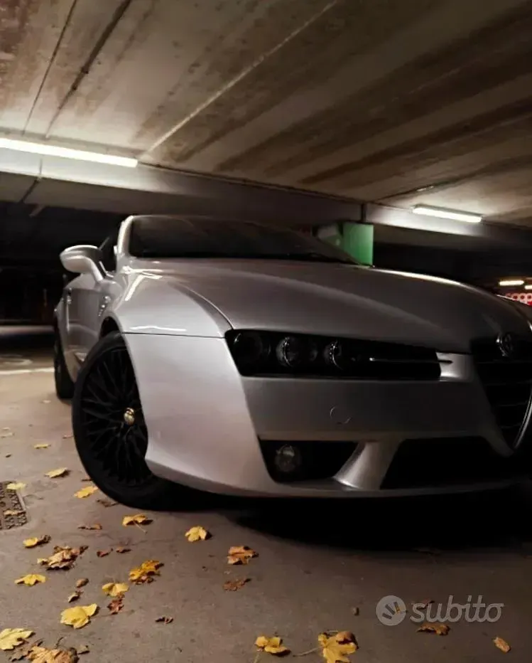 Usata Alfa Romeo Brera 185 CV (136 kW) 2005 Grigio Coupé