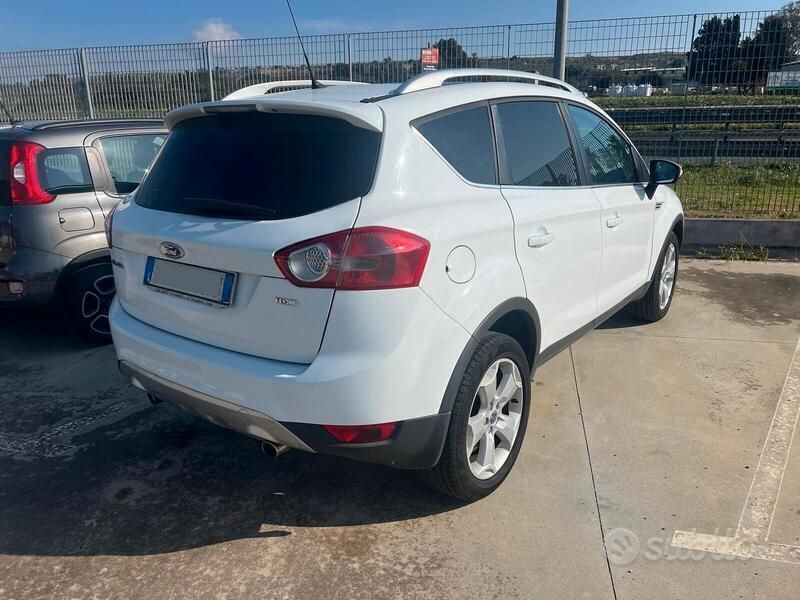 Usata Ford Kuga Titanium 136 CV (100 kW) 2008 Bianco SUV