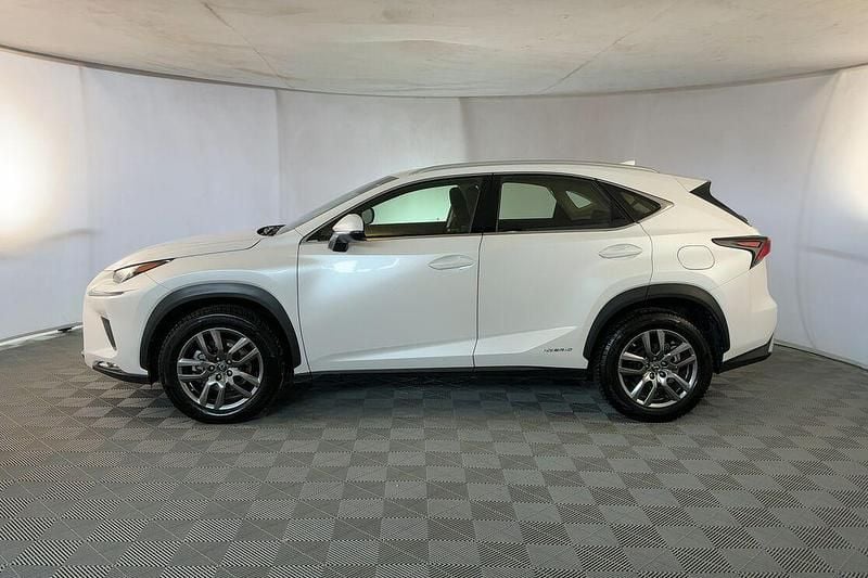 Usata Lexus NX300h Business Edition 155 CV (114 kW) 2019 Bianco SUV