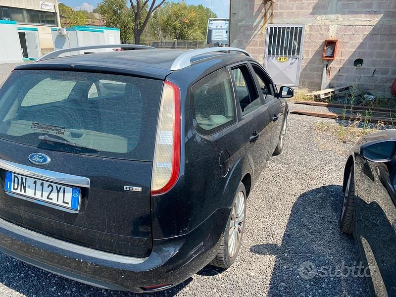 Usata Ford Focus 95 CV (69 kW) 2008 Nero