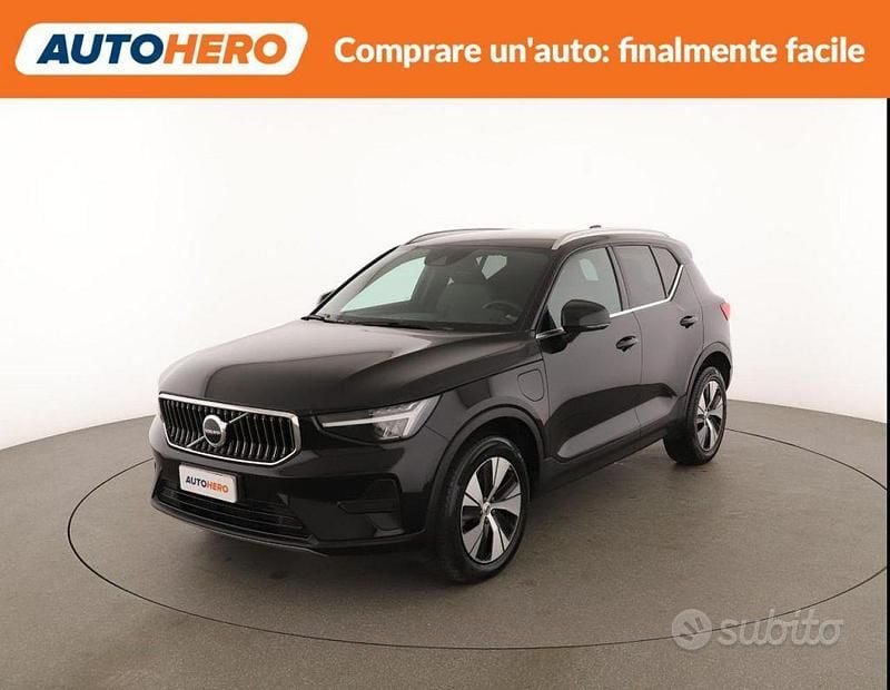Usata Volvo XC40 Core 129 CV (94 kW) 2023 Nero SUV