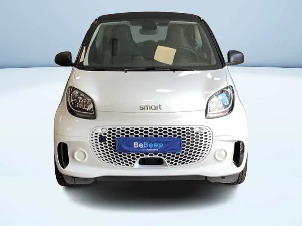 Usata Smart ForTwo Electric Drive Passion 41 kW (56 CV) 2023 Bianco Coupé