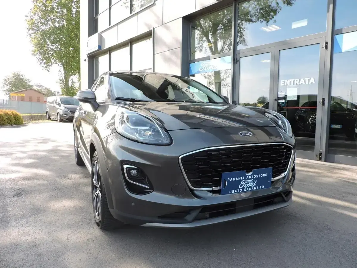 Usata Ford Puma Titanium 125 CV (91 kW) 2023 Grigio SUV