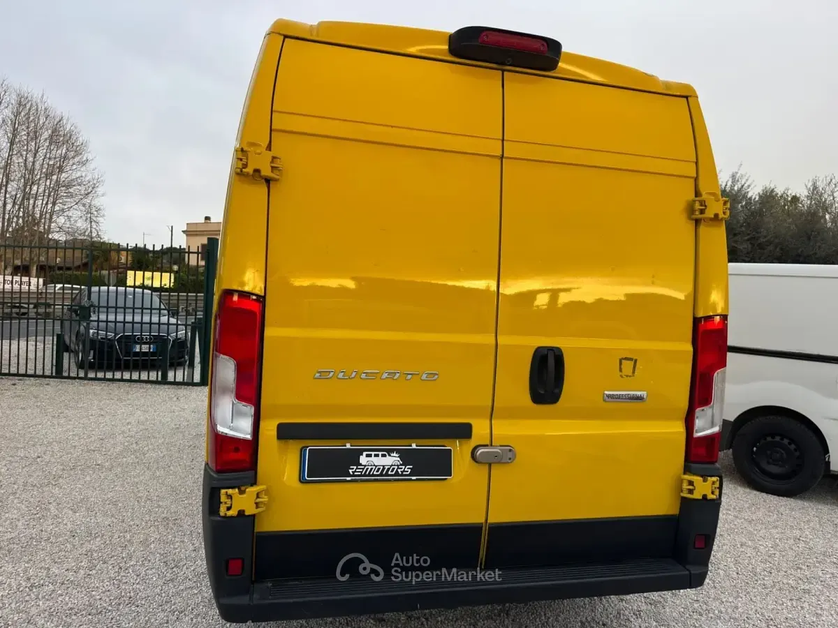 Usata Fiat Ducato 131 CV (96 kW) 2020 Giallo Furgone