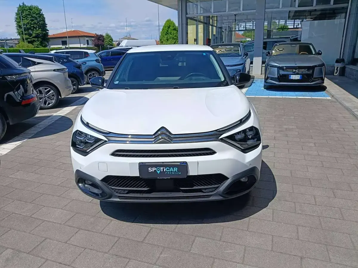 Usata Citroën C4 Shine 131 CV (96 kW) 2023 Natural white SUV