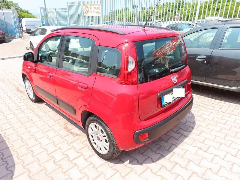 Usata Fiat Panda 85 CV (62 kW) 2014 Rosso Utilitaria